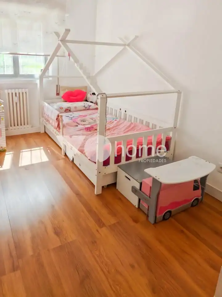 Habitación de Planta baja en venta en Madrid con Calefacción