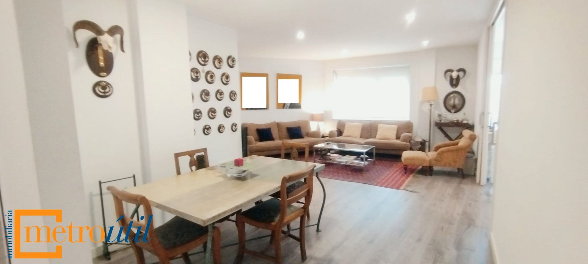 Sala d'estar de Pis en venda en Salamanca Capital amb Calefacció i Parquet