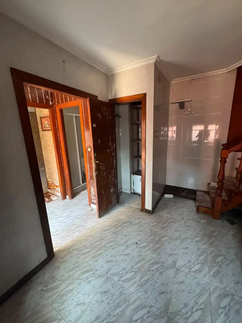 Casa adosada en venta en San Martín del Rey Aurelio con Terraza