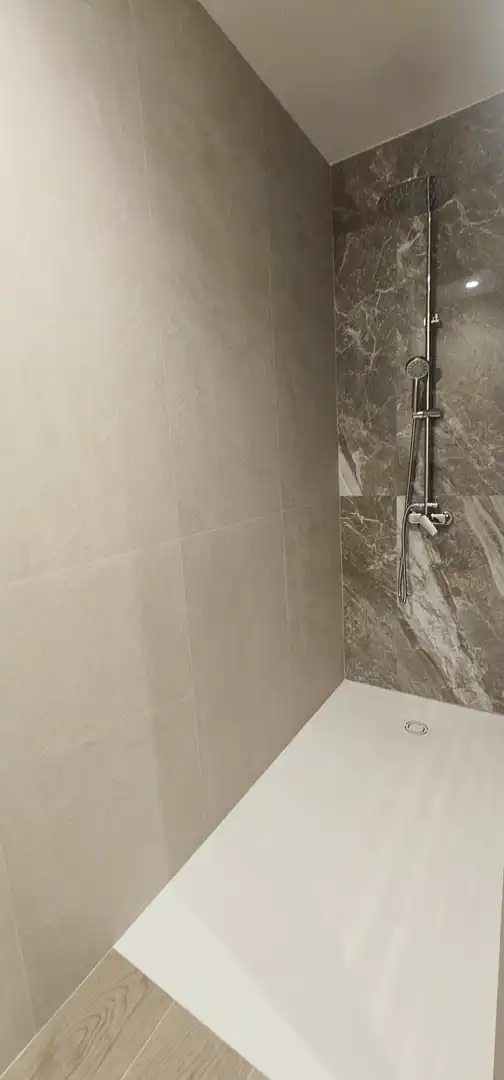 Bany de Pis de lloguer en Centro