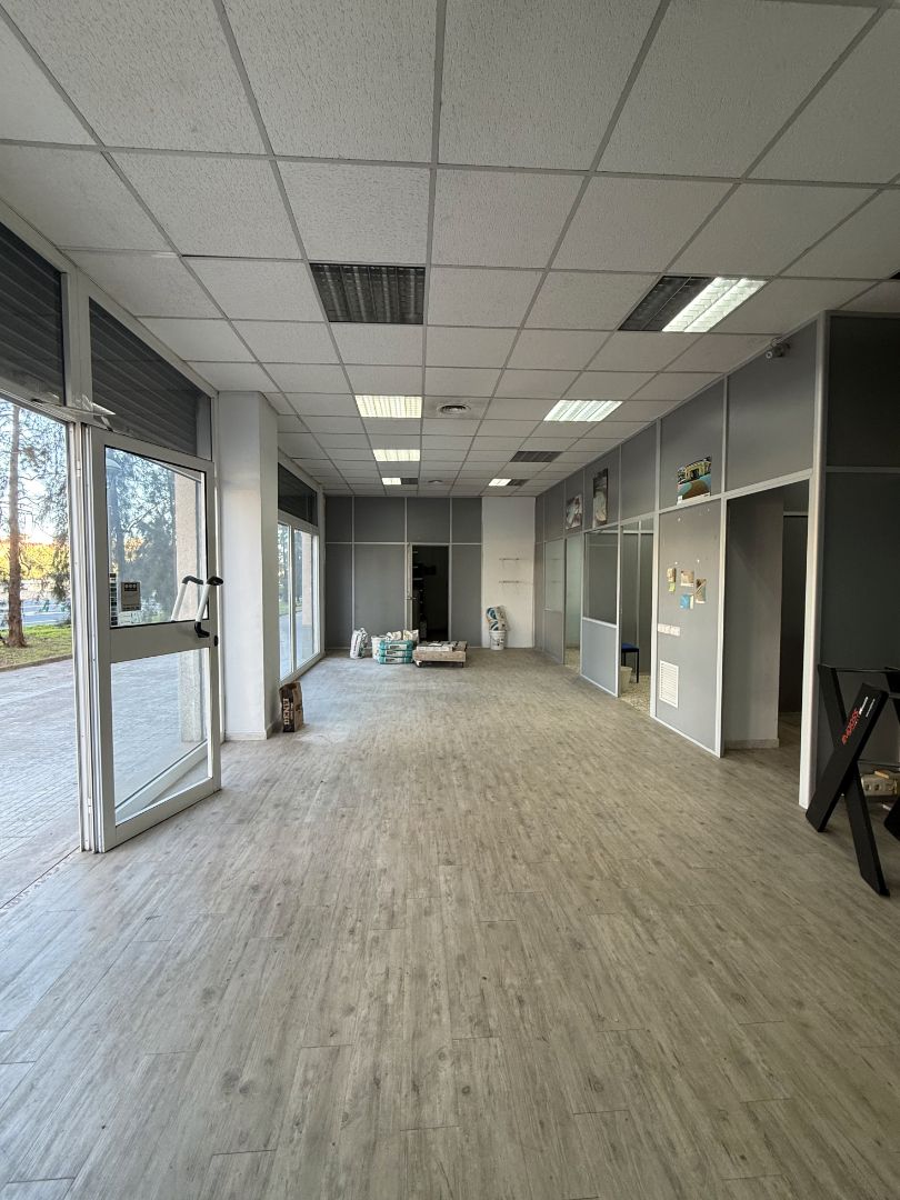 Local de alquiler en Carrer Deltebre, 5, Torreforta