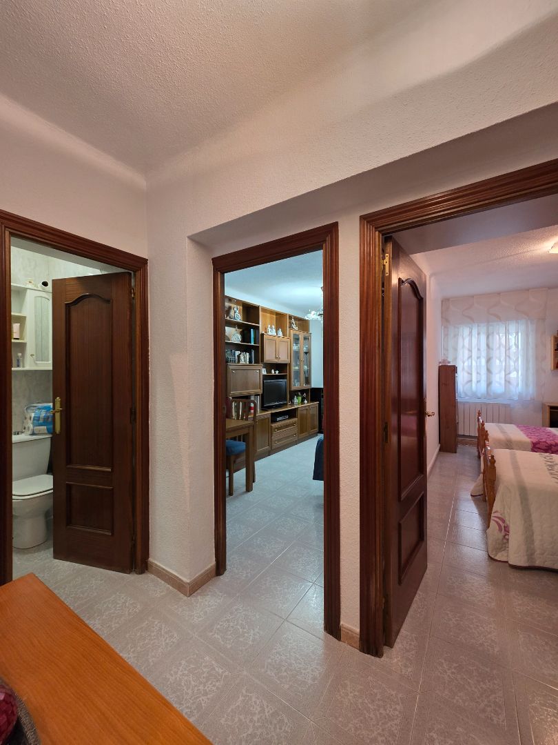 Flat for sale in  Madrid Capital  with Air Conditioner, Heating and Furnished