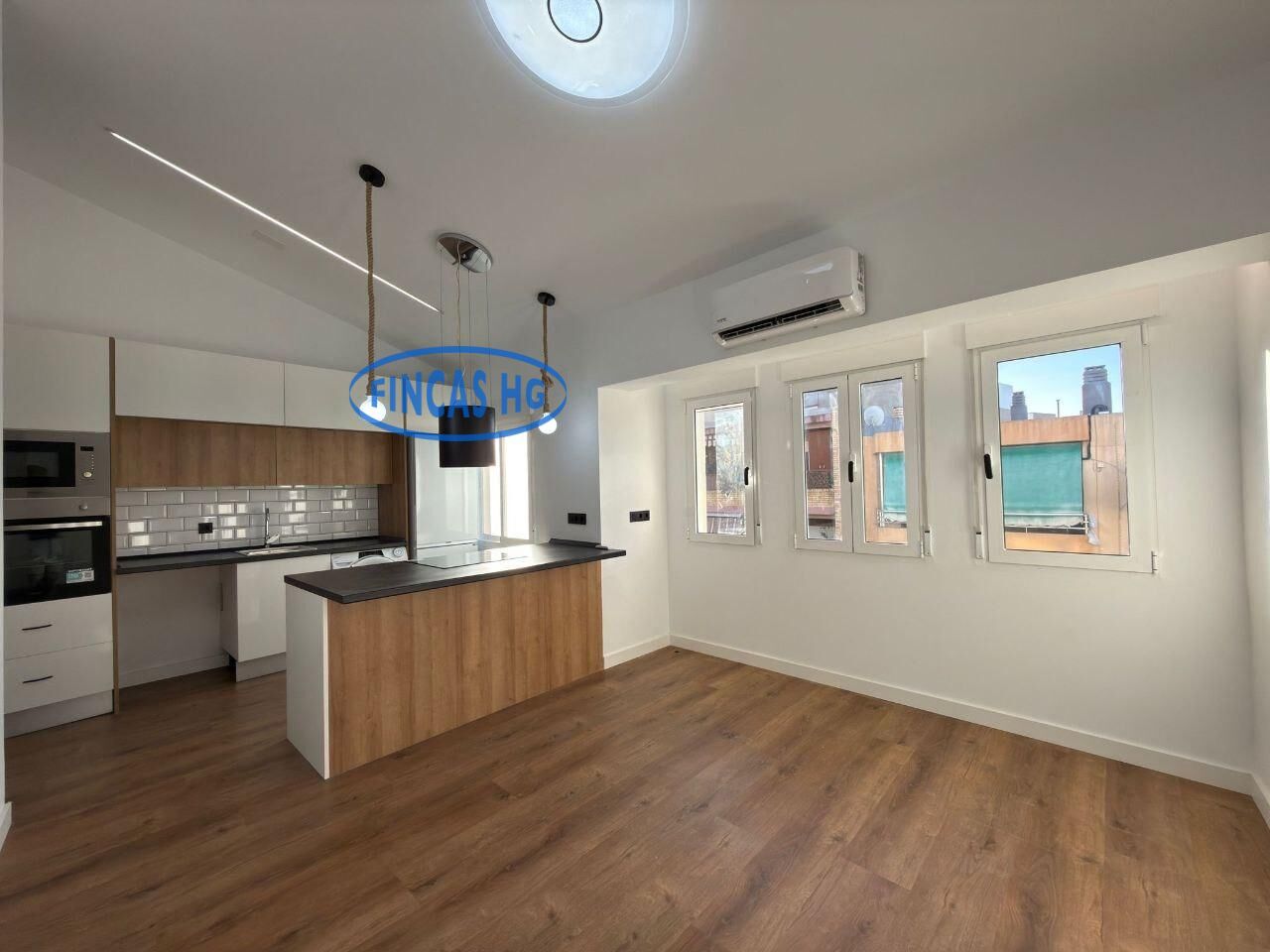 Kitchen of Flat for sale in Alicante / Alacant  with Balcony