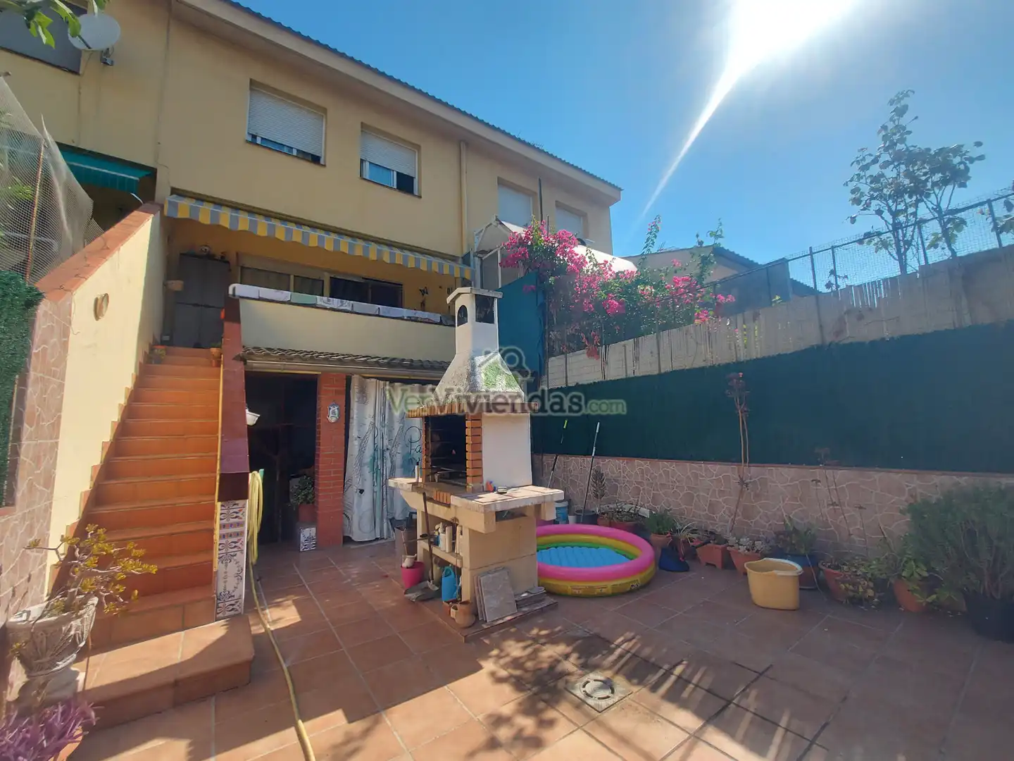 Casa adosada en venda a Carrer Josep Pla, 8, Abrera