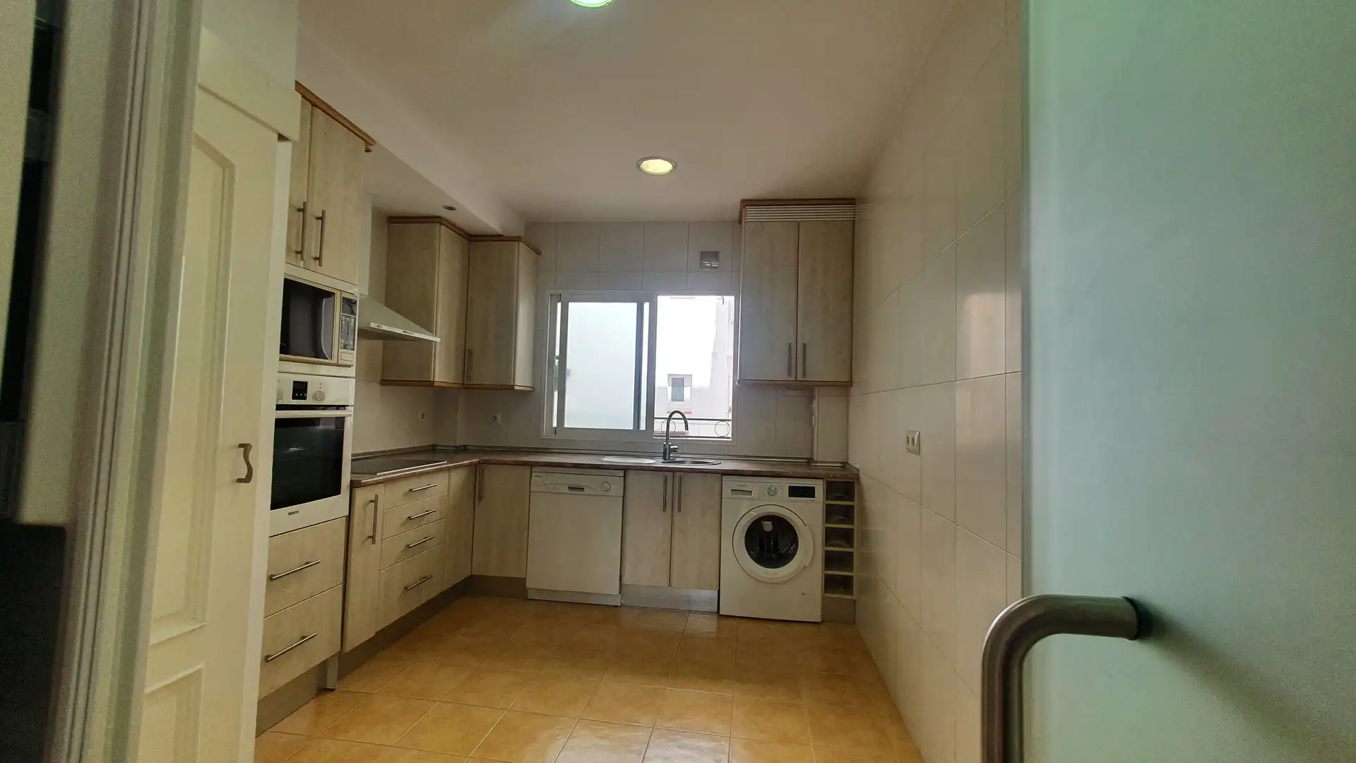 Flat for rent in Calle de San Bernardo, Universidad - Malasaña