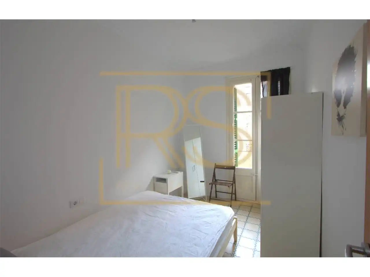 Flat for rent in Calle vallespir, Barri de les Corts