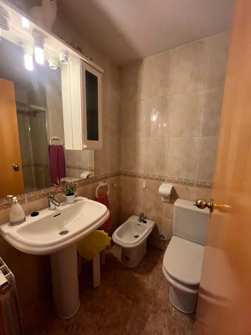Bany de Casa o xalet en venda en Mollet del Vallès amb Aire condicionat, Calefacció i Moblat