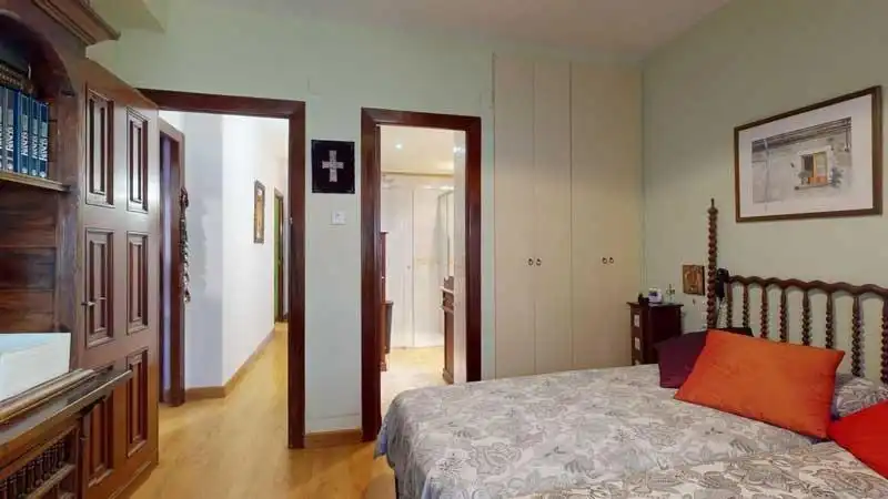 Dormitori de Casa o xalet en venda en La Muela amb Aire condicionat, Calefacció i Jardí privat