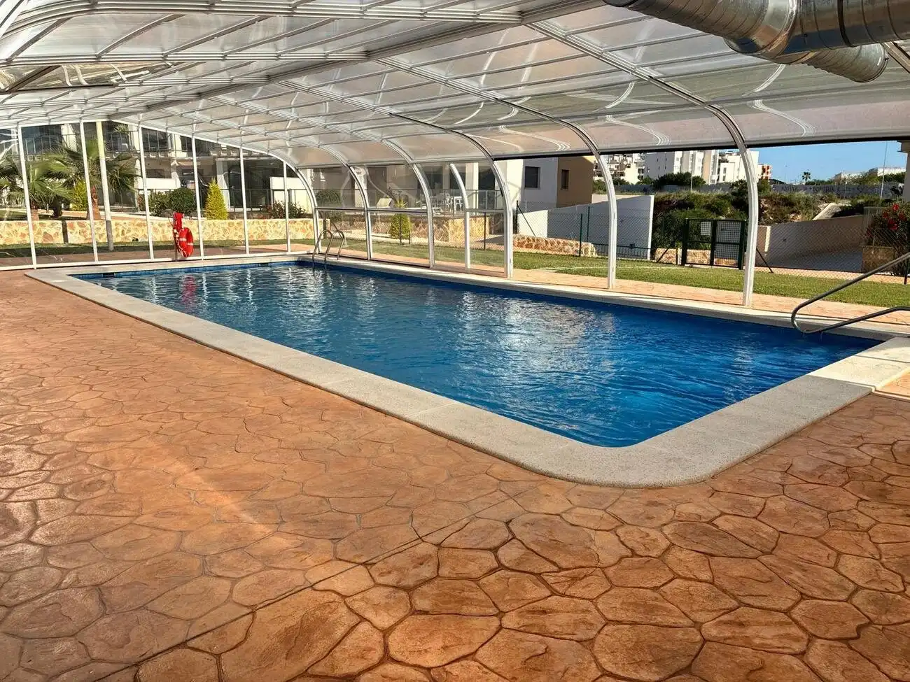 Piscina de Apartament en venda en Orihuela amb Aire condicionat, Jardí privat i Terrassa
