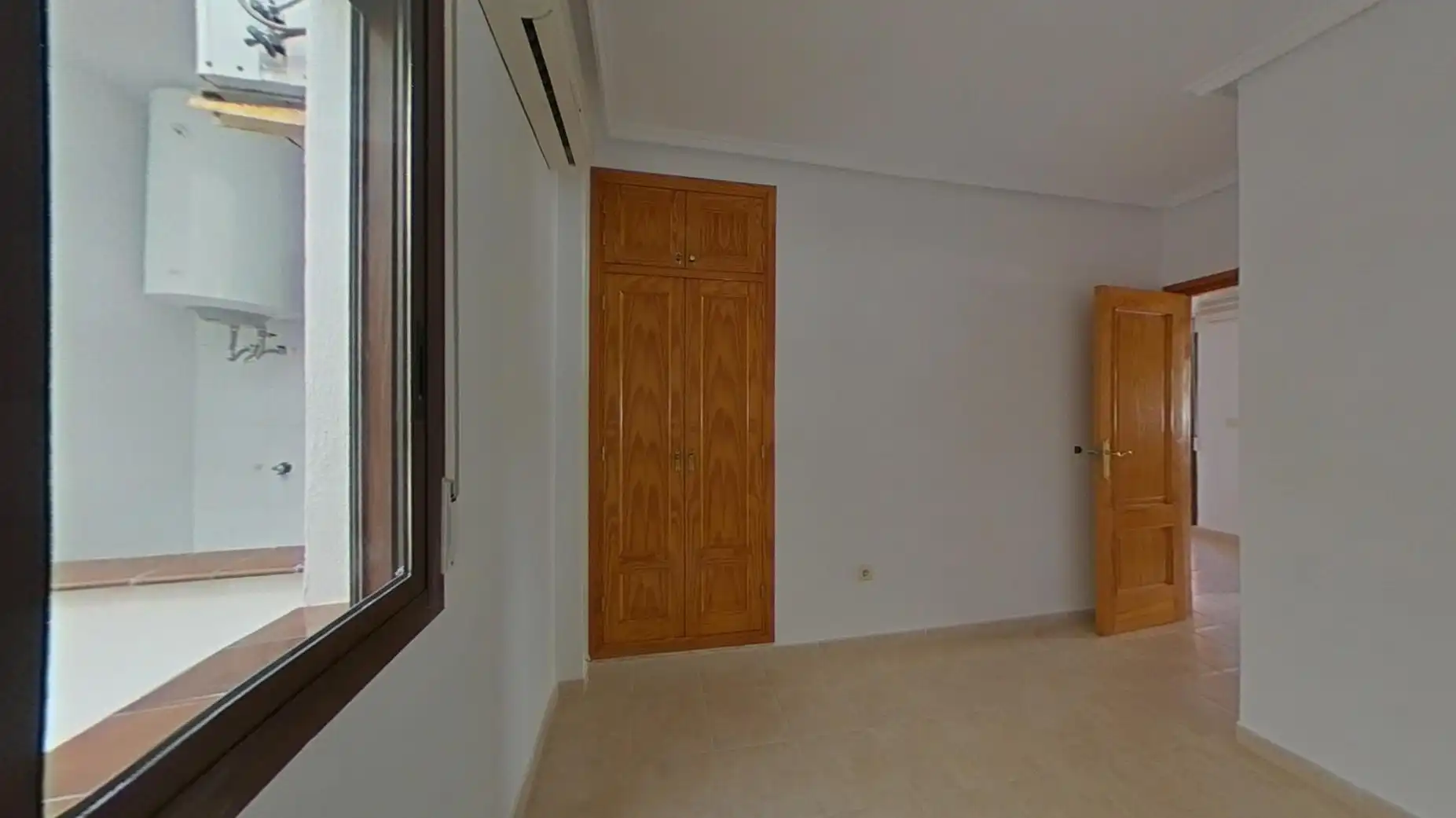 Habitación de Piso en venta en Torrevieja con Piscina