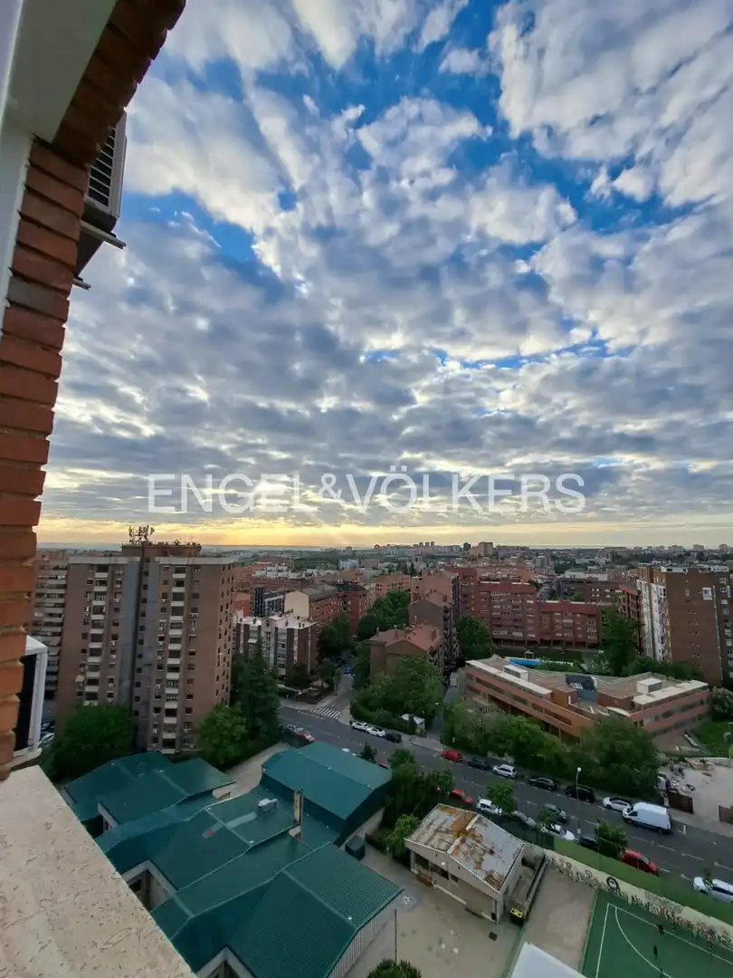 Exterior view of Flat for rent in Madrid  with Air Conditioner, Heating and Parquet flooring