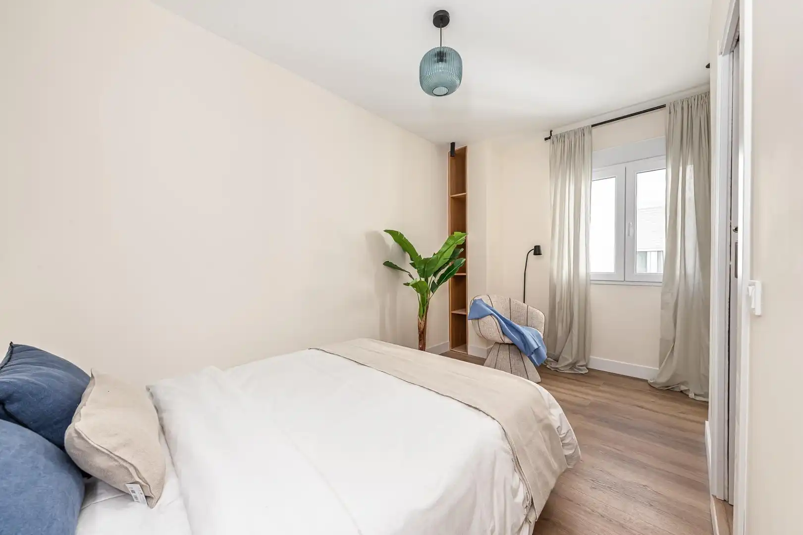 Schlafzimmer von Wohnung zum Verkauf in Madrid mit Klimaanlage, Heizung und Möbliert