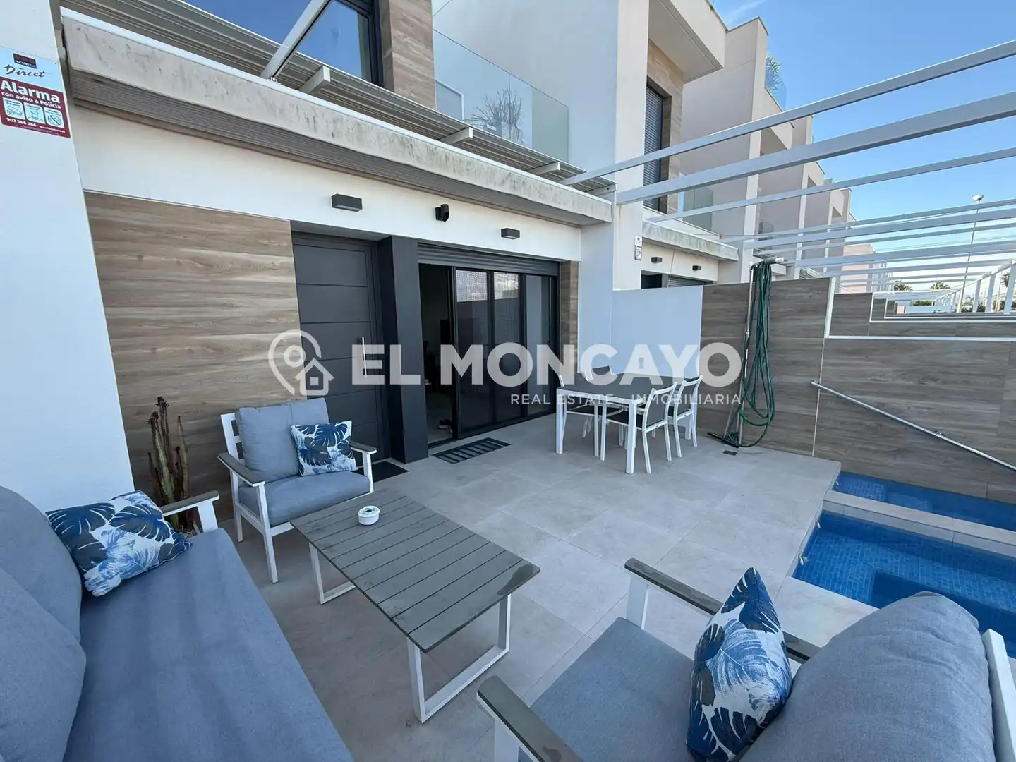 Terraza de Casa adosada en venta en Rojales con Aire acondicionado, Calefacción y Jardín privado