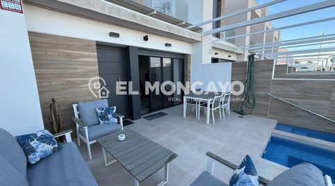 Foto 5 de Casa adosada en venta en Calle Rosalia de Castro, Rojales, Alicante