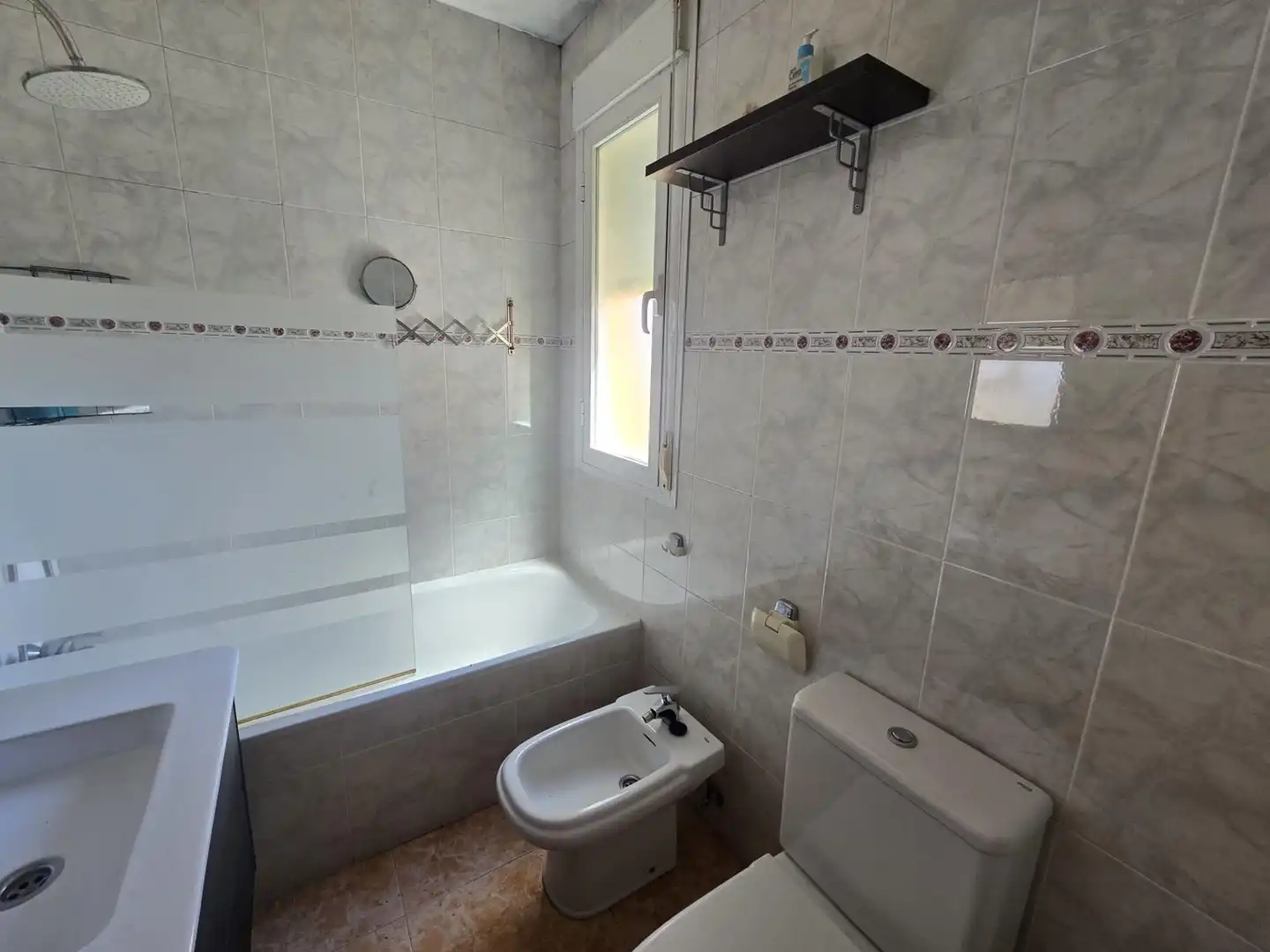 Bathroom of Houses for sale in Moraleja de Enmedio