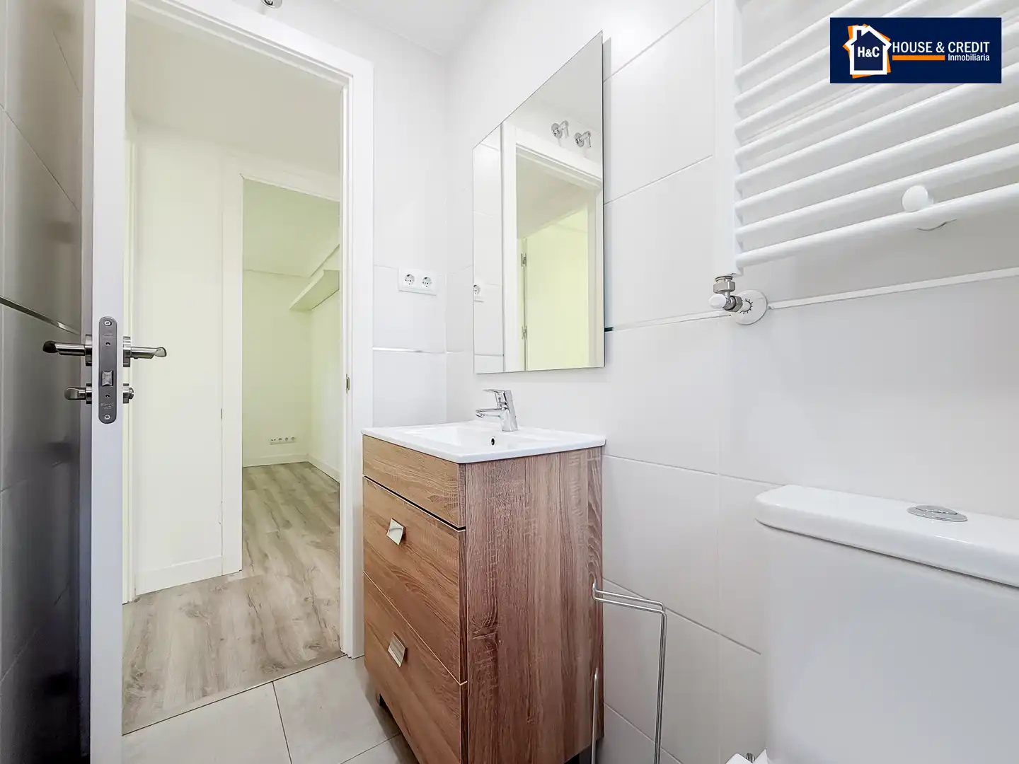 Bathroom of Flat for rent in Leganés  with Air Conditioner, Heating and Terrace