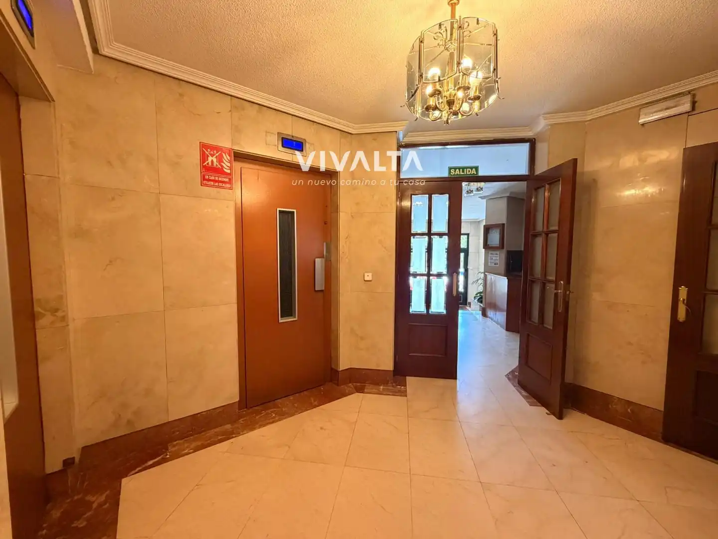 Flat for sale in Madrid  with Air Conditioner, Heating and Swimming Pool