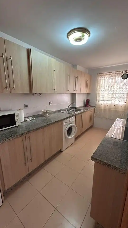Cuina de Planta baixa de lloguer en Rincón de la Victoria amb Parquet, Terrassa i Moblat