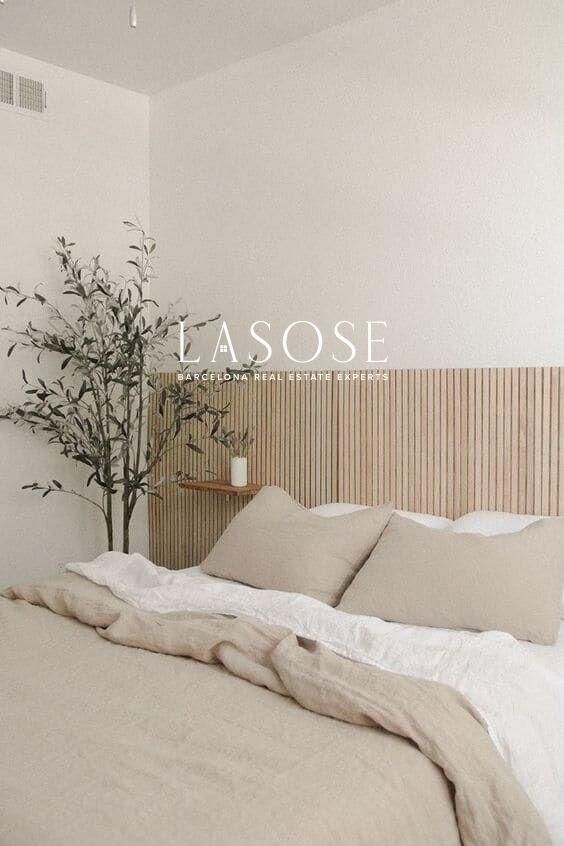 Bedroom of Flat for sale in  Barcelona Capital  with Air Conditioner, Heating and Parquet flooring