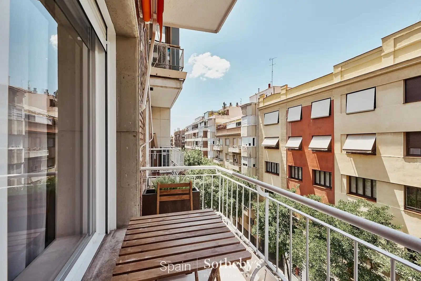 Appartement compact avec ascenseur à vendre à Calle del General Díaz Porlier