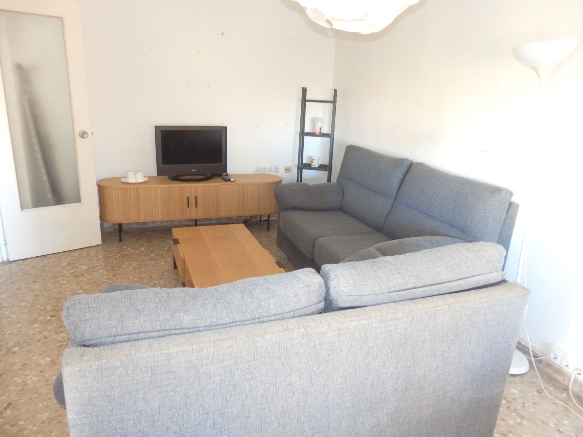 Living room of Flat to rent in  Valencia Capital  with Furnished, Oven and Washing machine