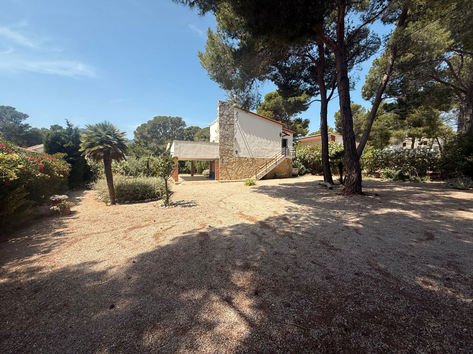 Garden of House or chalet for sale in Pratdip  with Air Conditioner, Private garden and Terrace