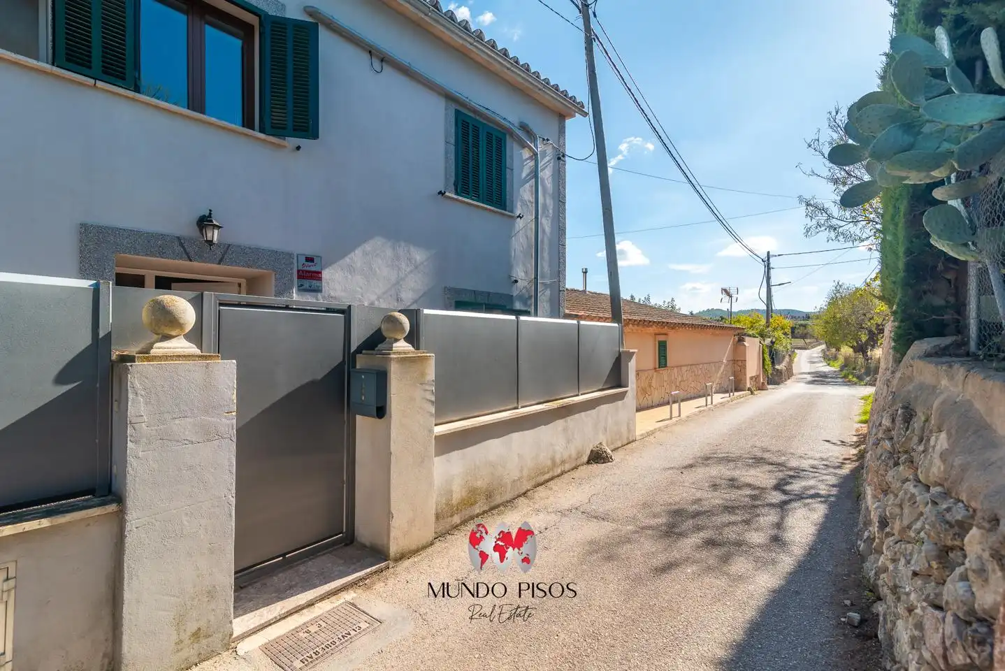 Vista exterior de Casa adosada en venda en  Palma de Mallorca amb Aire condicionat, Calefacció i Parquet