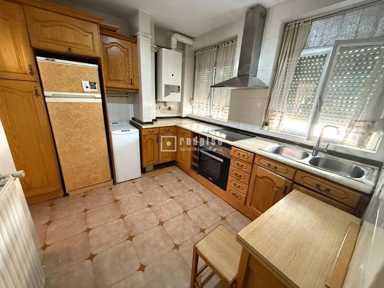 Kitchen of Flat for sale in  Madrid Capital  with Heating and Storage room