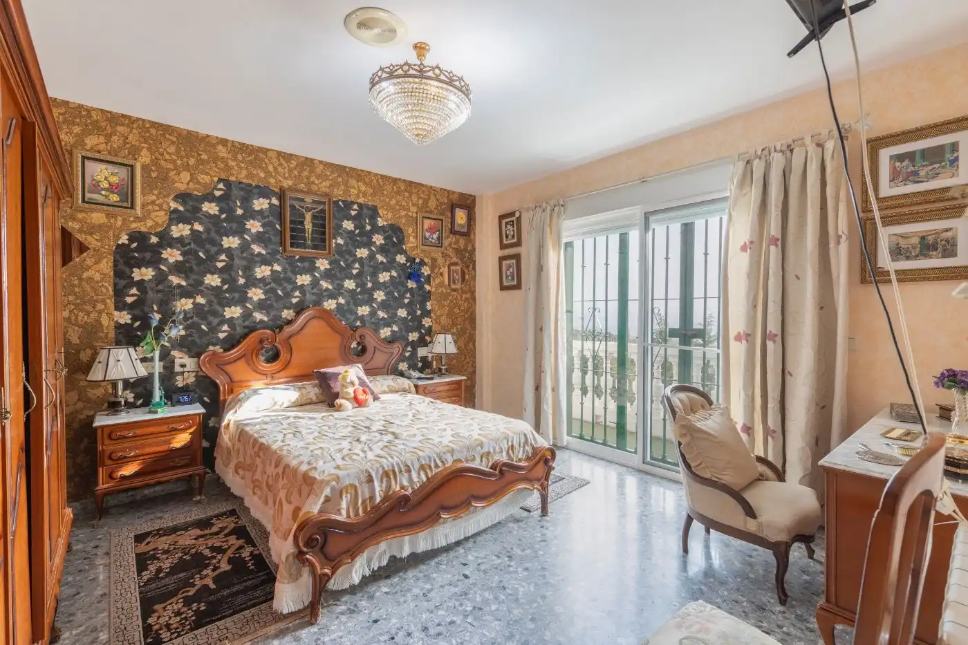 Schlafzimmer von Haus oder Chalet zum Verkauf in Víznar mit Klimaanlage, Heizung und Privatgarten