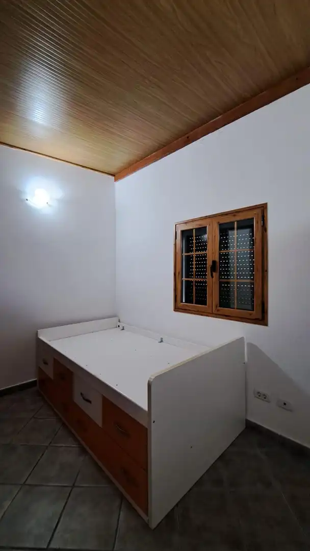 Haus oder Chalet zur Miete in Valleseco mit Privatgarten und Balkon