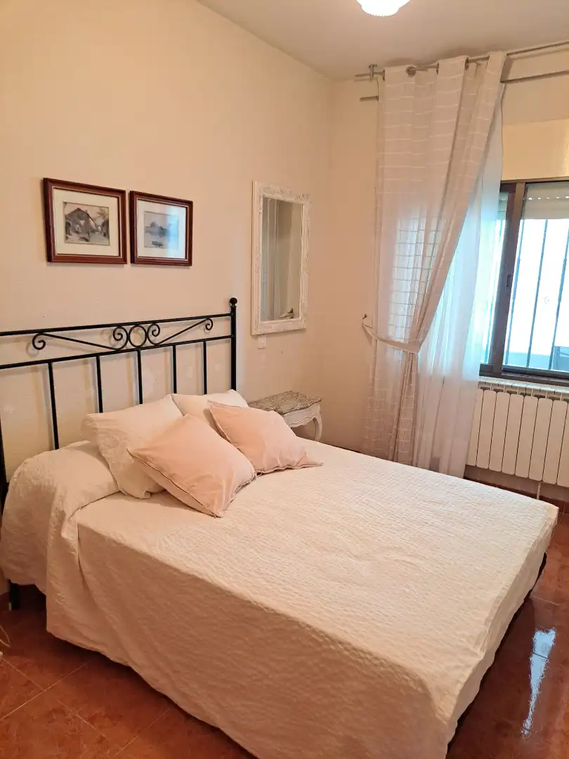 Dormitori de Casa o xalet en venda en Albalate de Zorita amb Calefacció, Jardí privat i Terrassa