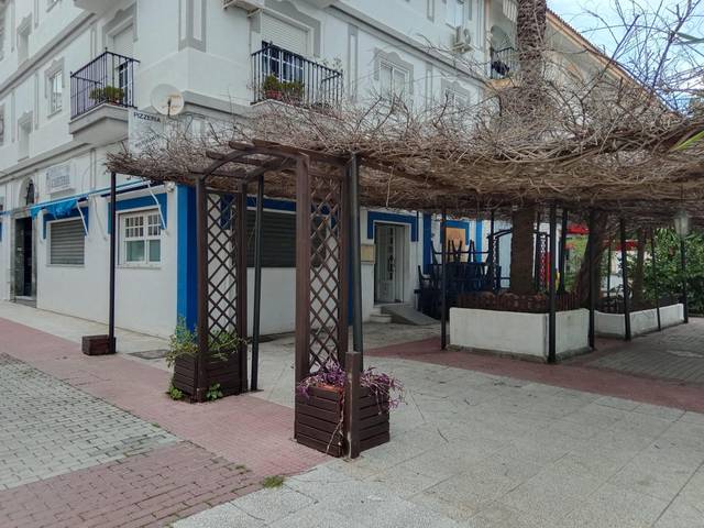Local comercial en Venta en Calle de Flores de Lemus en Centro