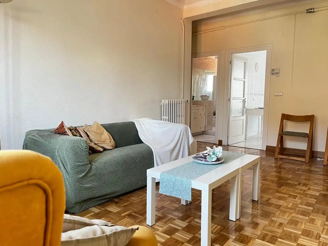 Sala de estar de Piso en venta en  Pamplona / Iruña con Calefacción