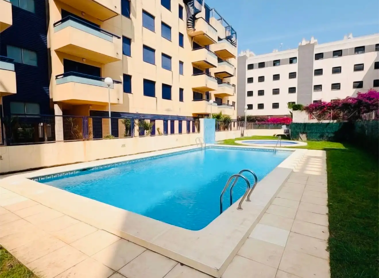Appartement compact avec piscine à vendre à Bellreguard, imagen 3