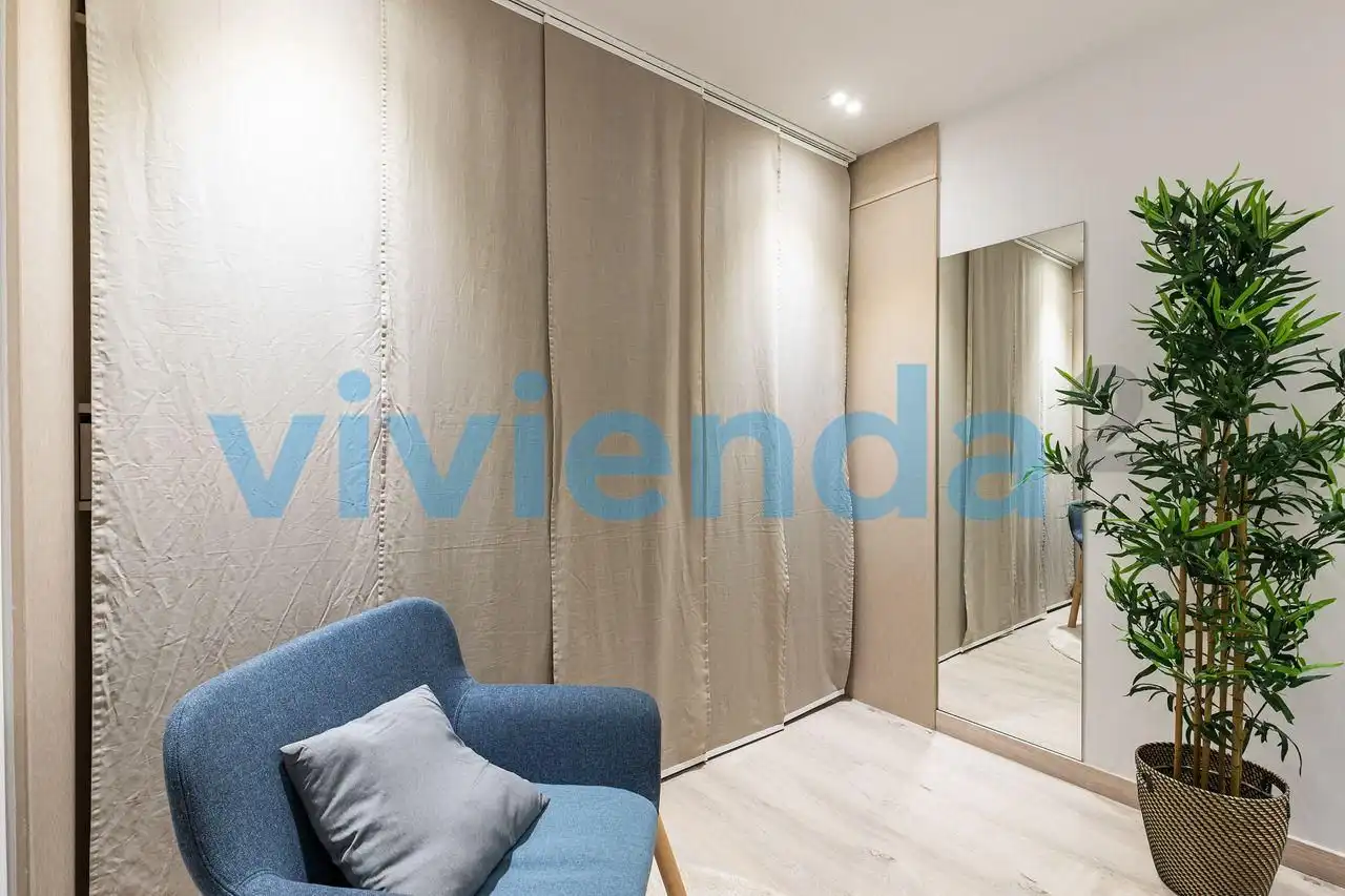 Schlafzimmer von Wohnung zum Verkauf in Madrid mit Klimaanlage, Heizung und Möbliert
