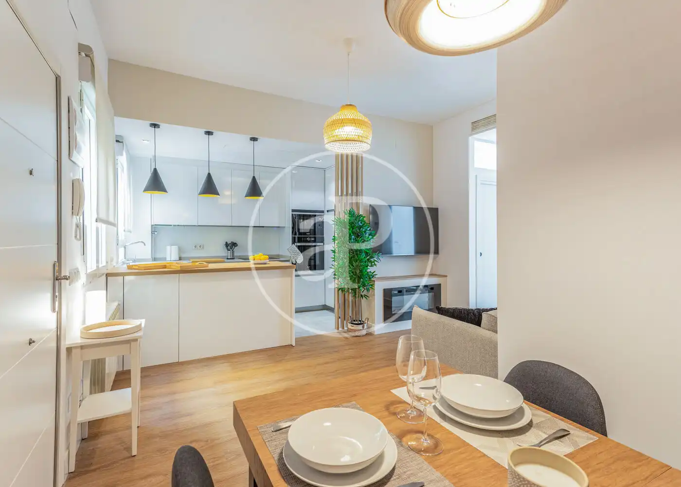 Wohnung zur Miete in C. de Alejandro Saint Aubin, Chopera