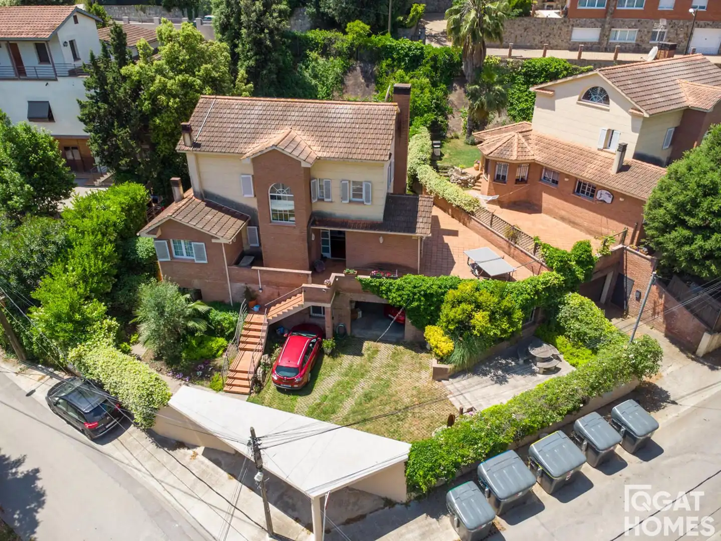 Exterior view of Houses for sale in Sant Cugat del Vallès  with Heating, Terrace and Storage room