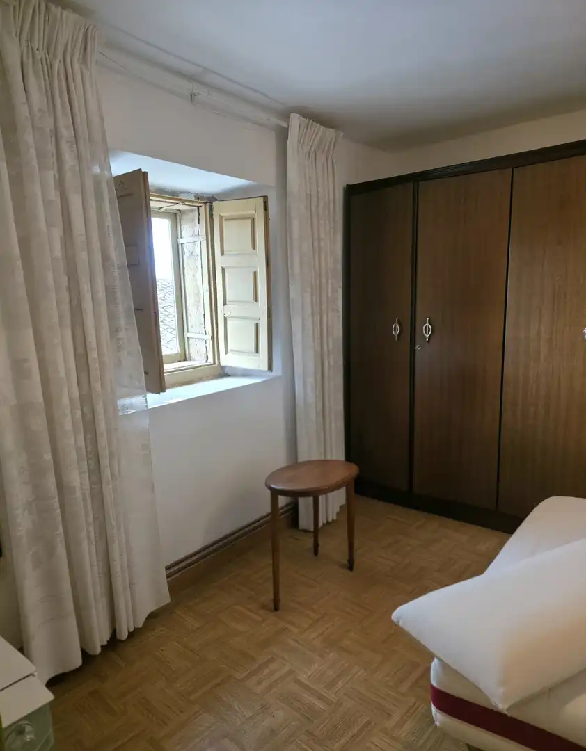 Habitación de Casa o chalet en venta en Barruelo de Santullán con Calefacción, Jardín privado y Trastero