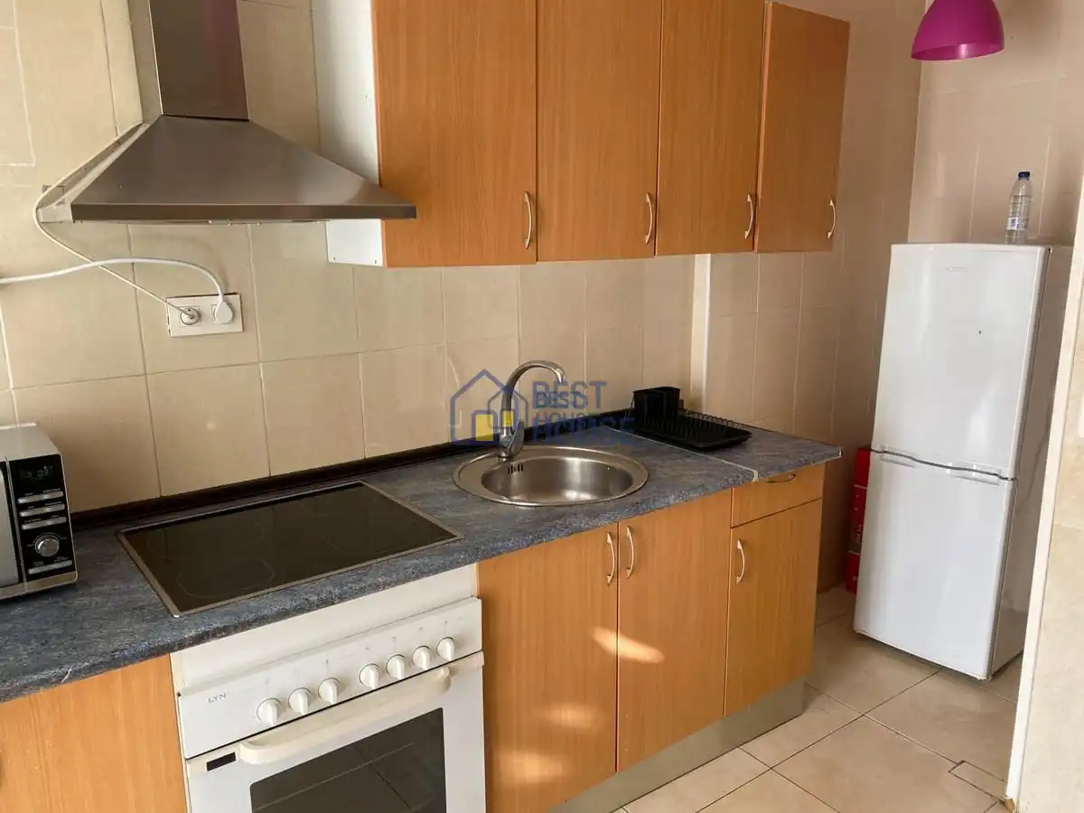 Cocina de Piso de alquiler en Armunia