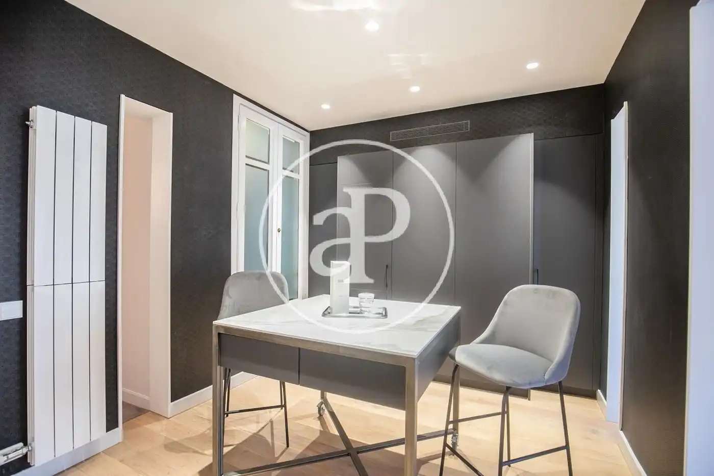 Comedor de Piso en venta en Barcelona con Aire acondicionado, Calefacción y Amueblado