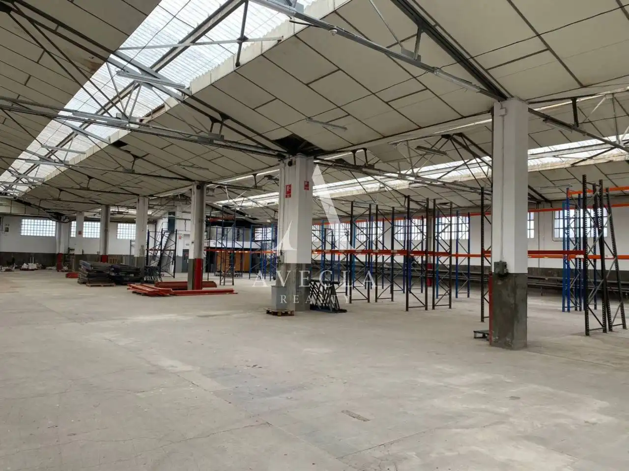 Nave industrial de alquiler en Sant Boi de Llobregat