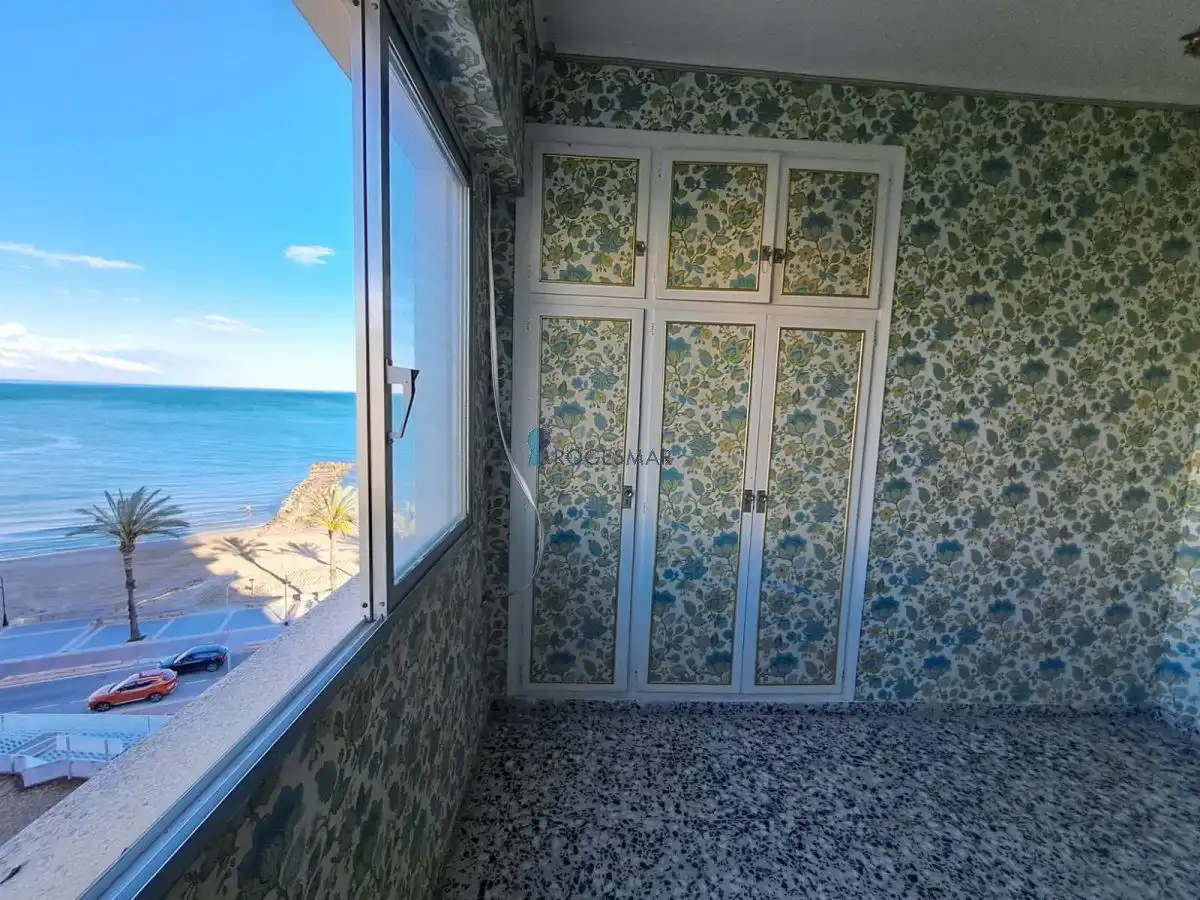 Dormitori de Apartament en venda en Benicasim / Benicàssim amb Piscina comunitària