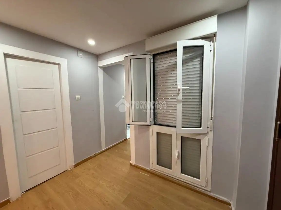 Habitación de Piso en venta en Gijón  con Calefacción