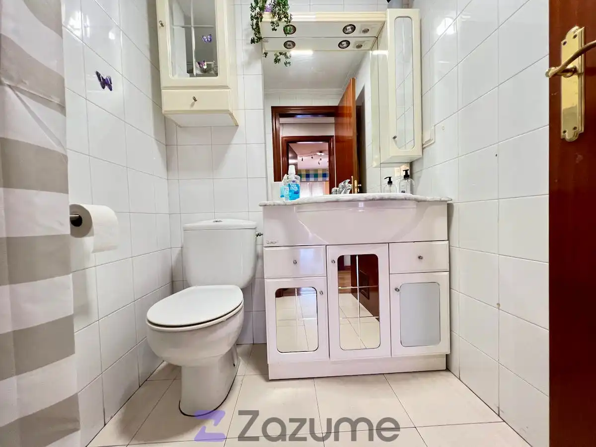 Wohnung zur Miete in Blas de Otero Kalea, Lakua-Bizkarra