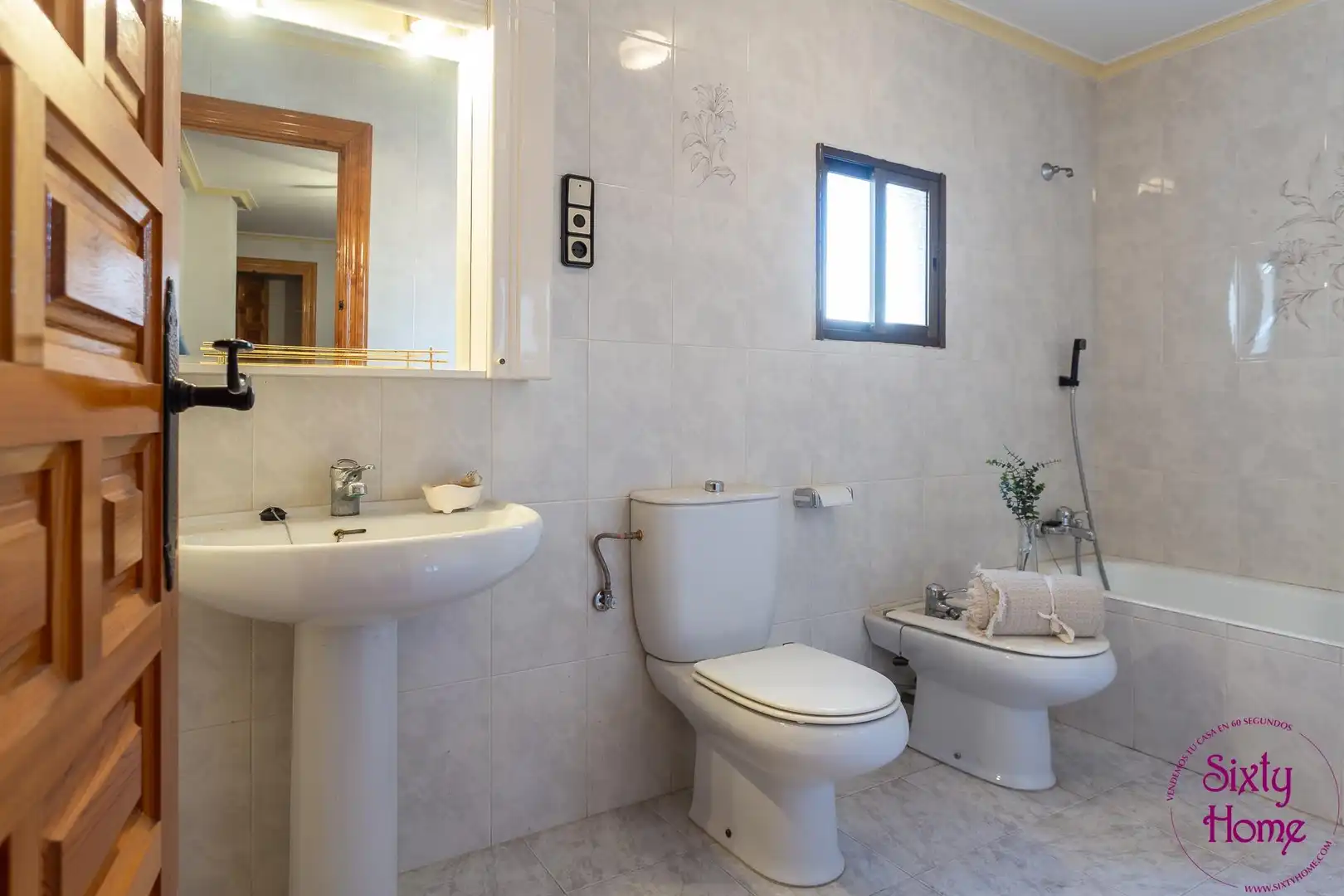 Baño de Casa o chalet en venta en Andorra (Teruel) con Terraza y Balcón