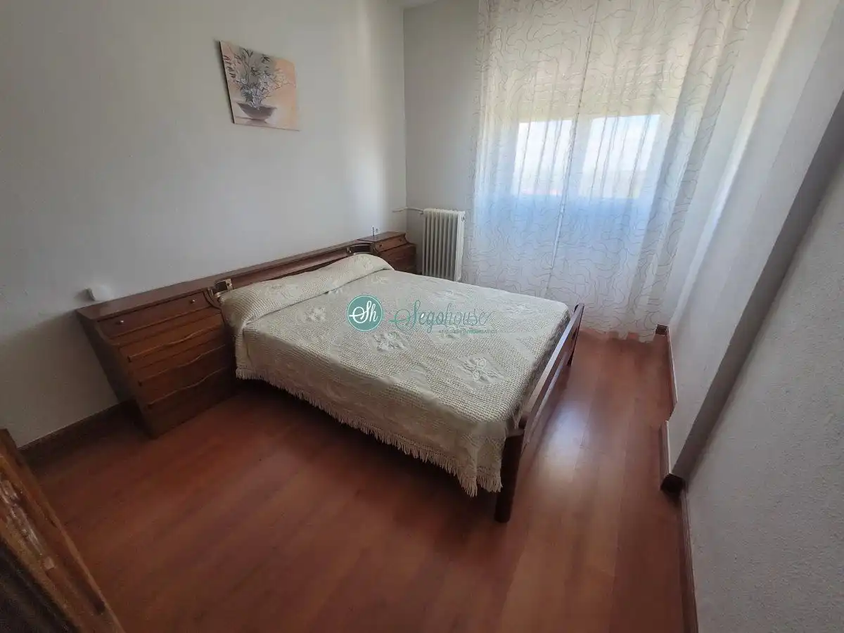 Habitación de Piso en venta en Segovia con Calefacción y Terraza