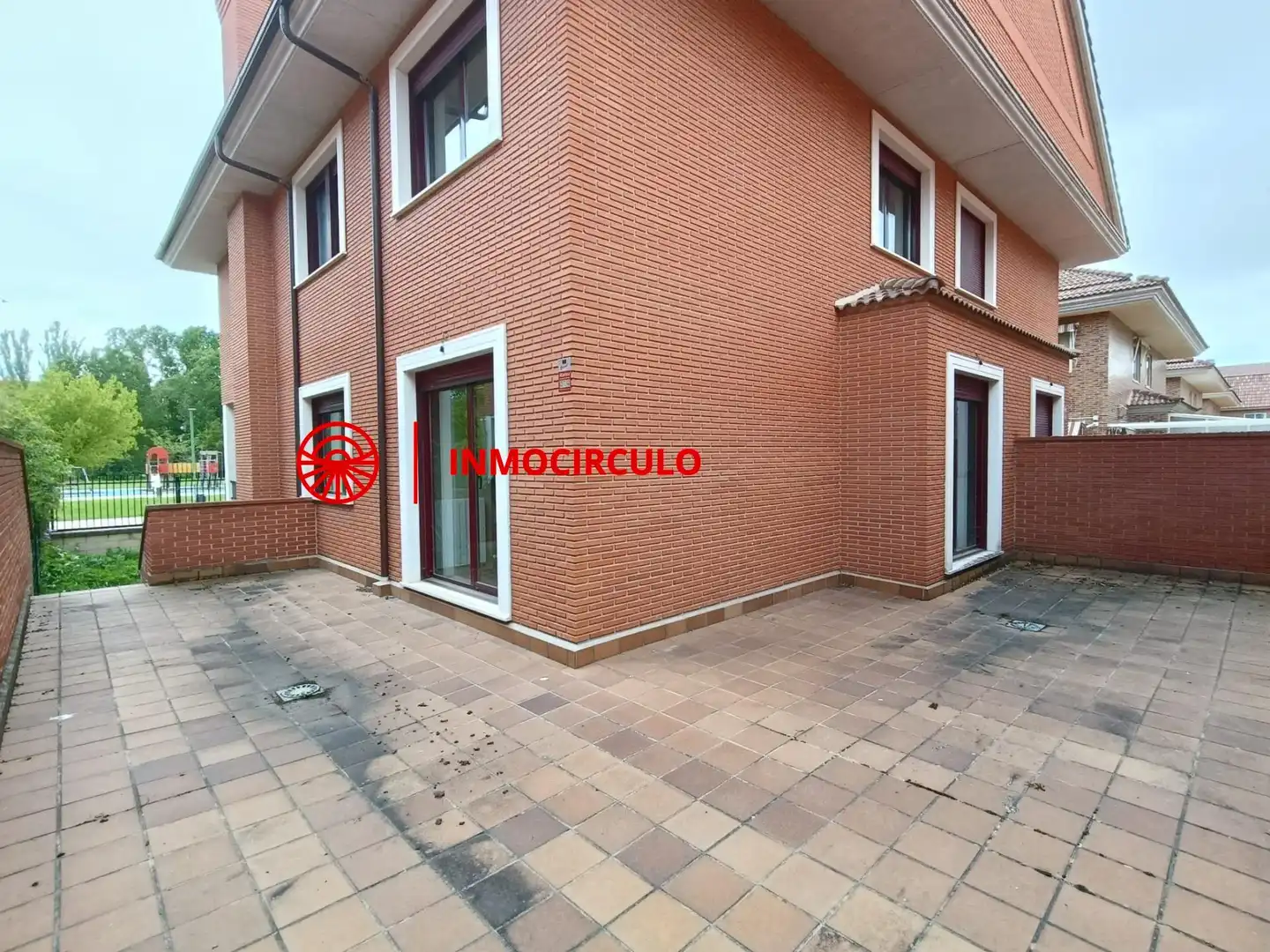 Vista exterior de Casa o chalet en venta en Burgos con Calefacción, Jardín privado y Terraza