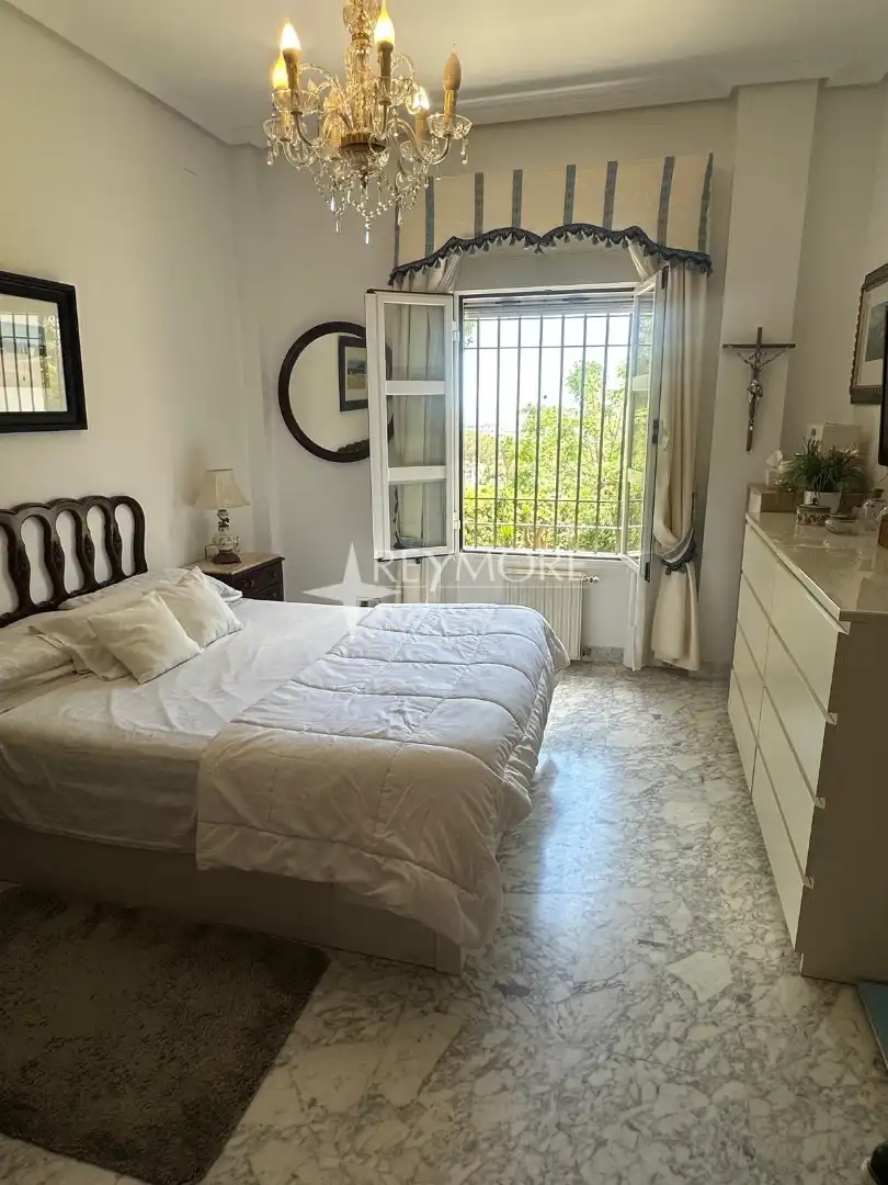 Houses for sale in Poniente-Norte - Miralbaida - Parque Azahara