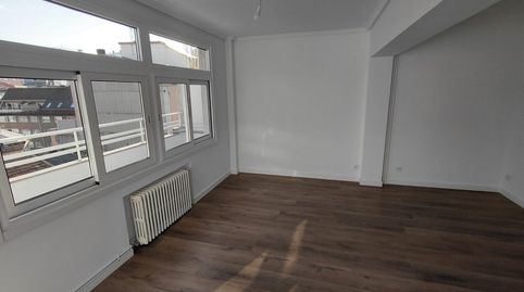 Foto 3 von Wohnung zur Miete in Rúa Nicaragua, 16, Falperra - Santa Lucía, A Coruña Capital