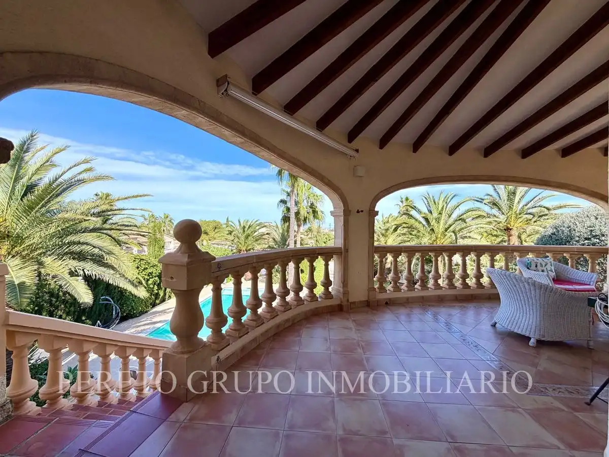 Detached house with pool for sale in El Montgó, imagen 5